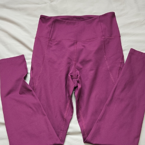 Girlfriend Collective Activewear - Picture 5 of 10